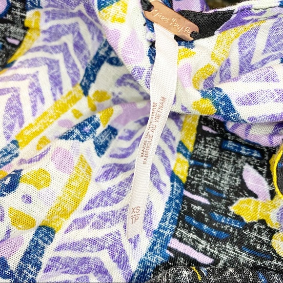 NEW Free People Summer in Tulum Dark Tunic Floral Top XS - Picture 9 of 12